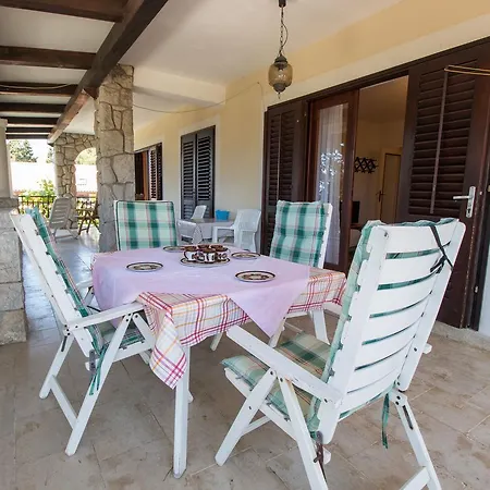Apartamento Luka