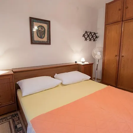 Apartamento Luka *
